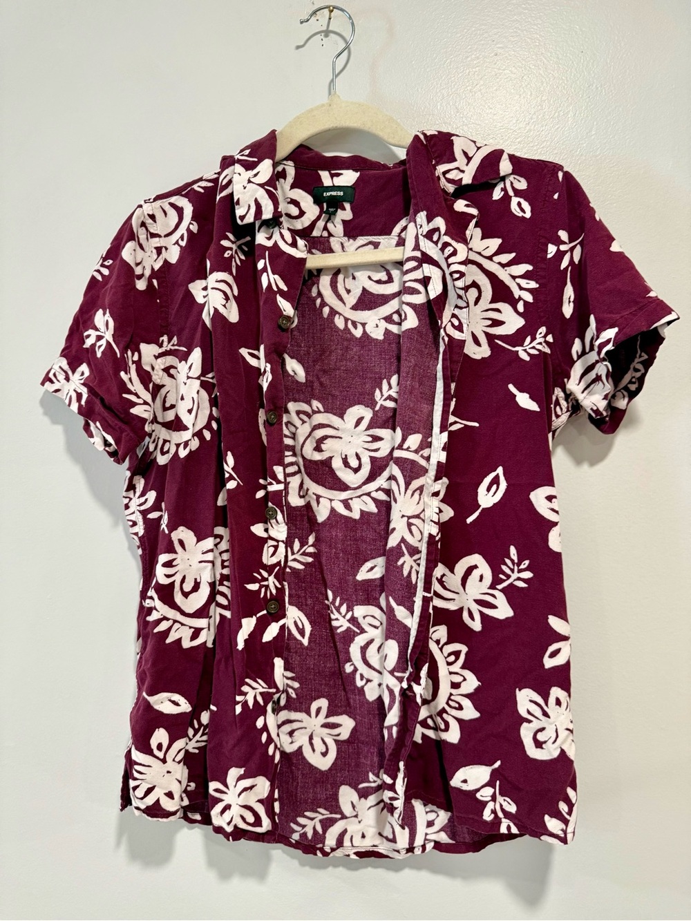 Express Burgundy Floral Button-Front Short Sleeve Shirt